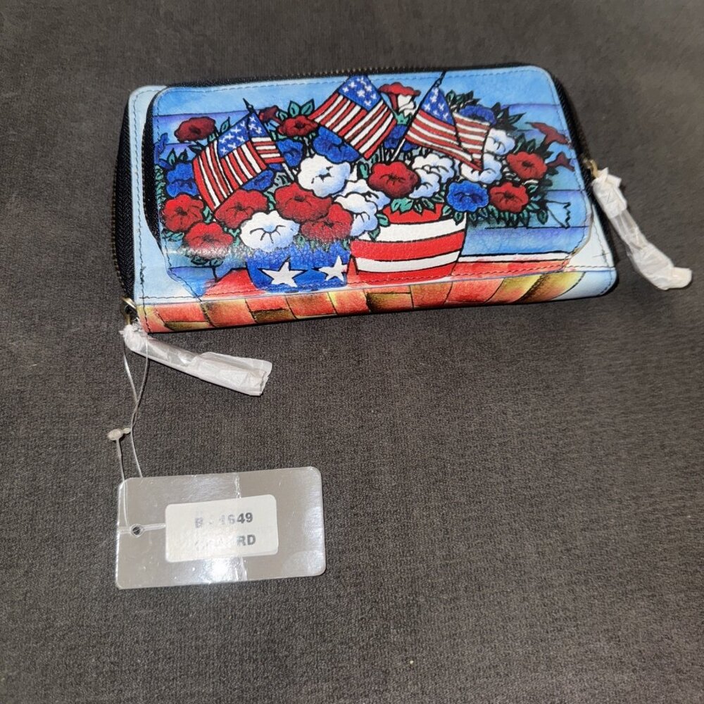 Artistic Expressions By Sharif Clutch Wallet  Colorful America Freedom NWT